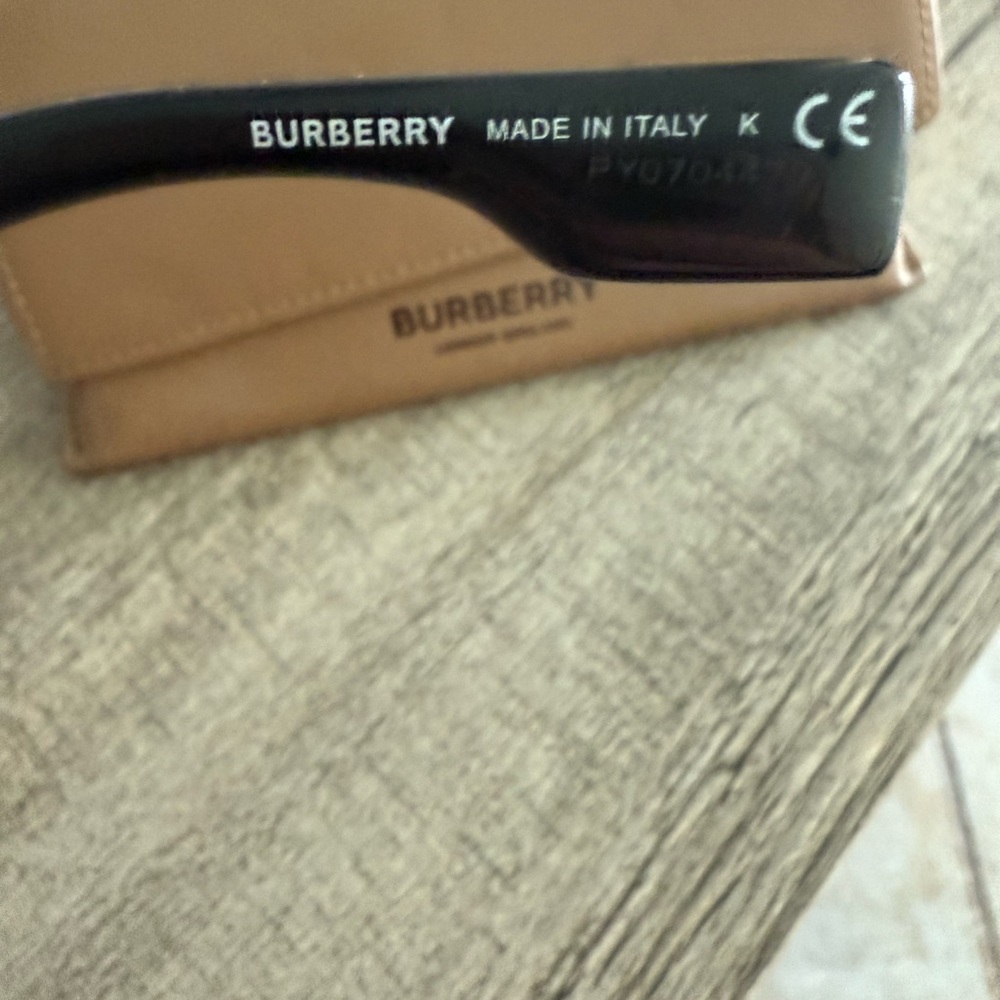Burberry Black Sunglasses - Picture 3 of 3